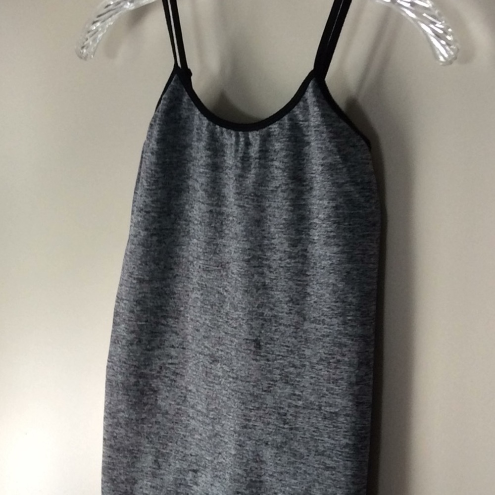 Tank top. Really nice. - Picture 2 of 7